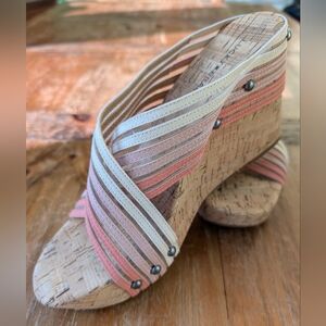 Lucky Brand Women's Makayla Cork Wedge Sandal Women's Size 8.5
